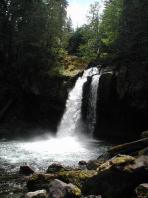 cascade_falls.jpg 6.5K