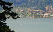 columbia_windsurf.jpg 6.1K